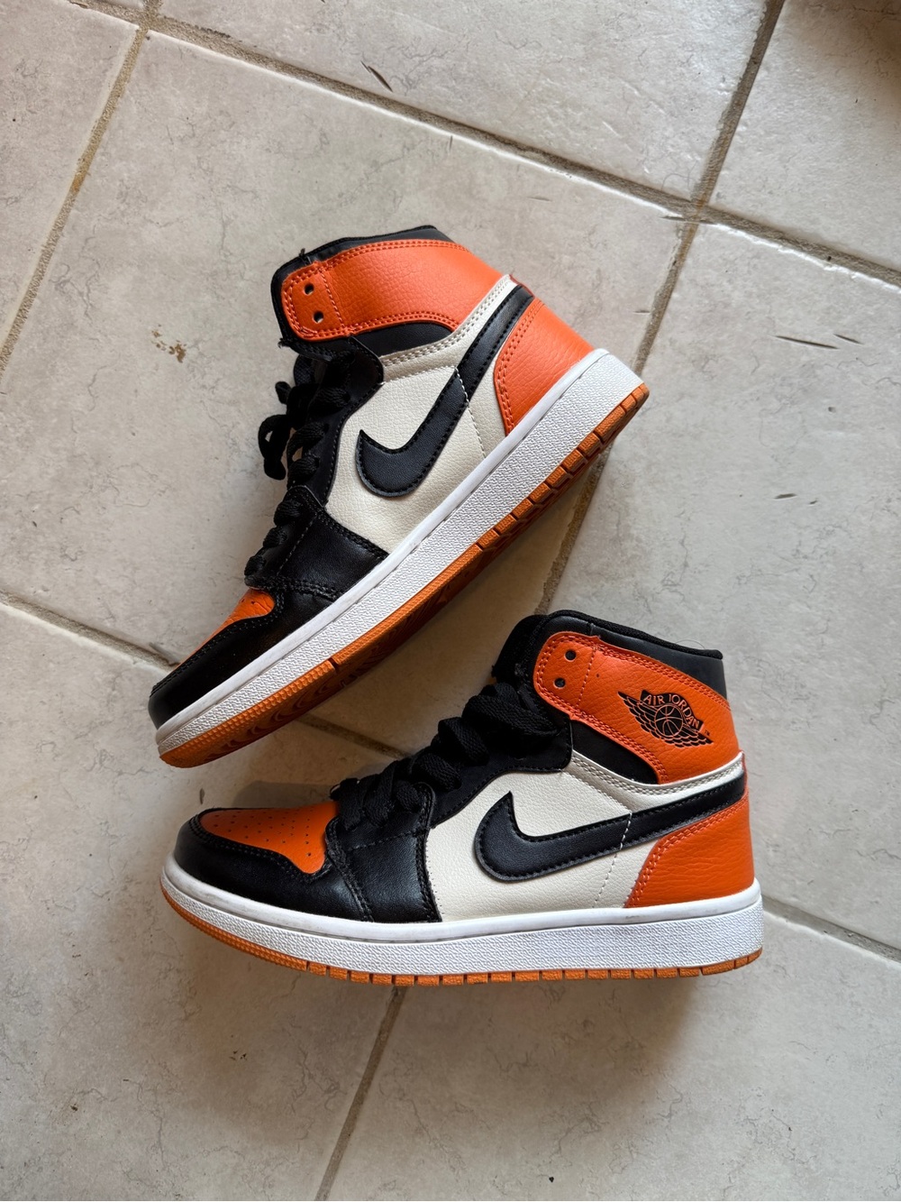 High Top Orange/Black/White Sneakers Athletic Shoes Youth 6 Women 7 Men 5.5